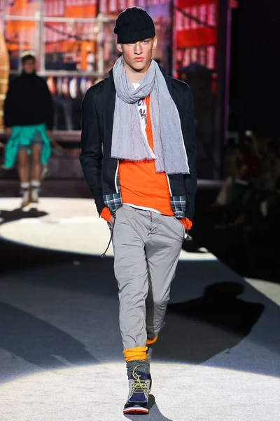 Look 5